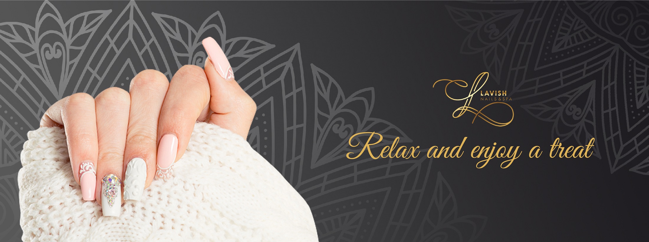 Lavish Nails & Spa Individual Lashes