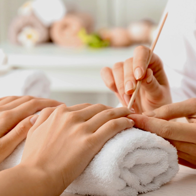 Hot Stone Massage (10 min)